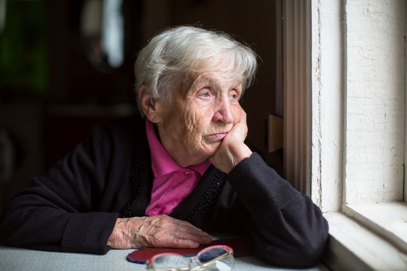 Choroby demencyjne rozwijają się długo i podstępnie, ludzie nie tracą sprawności w tydzień /123RF/PICSEL