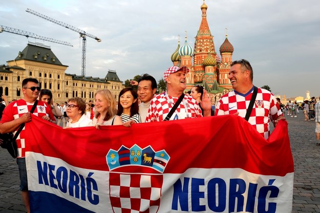Chorwaccy kibice w Moskwie /ZURAB KURTSIKIDZE /PAP/EPA