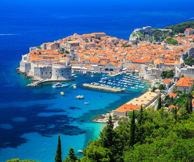 Chorwacja, Włochy, Paryż. W tych miejscach na turystów czekają zakazy