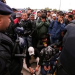 Chorwacja znosi częściowo blokadę przejścia granicznego z Serbią
