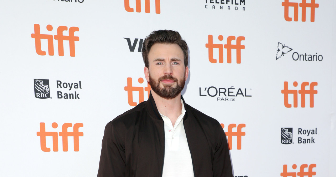 Chris Evans najseksowniejszym mężczyzną 2021 roku według magazynu "People" /Joe Scarnici /Getty Images