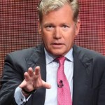 Chris Hansen zbanowany w Roblox. Dziennikarz testował grę na żywo
