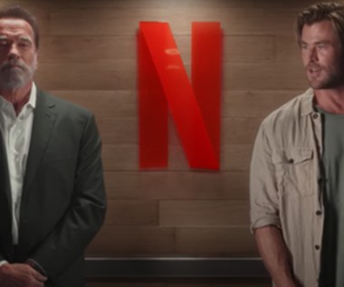 Chris Hemsworth i Arnold Schwarzenegger spotkali się w... windzie! Promują Netfliksa, w tym "Tyler Rake 2"