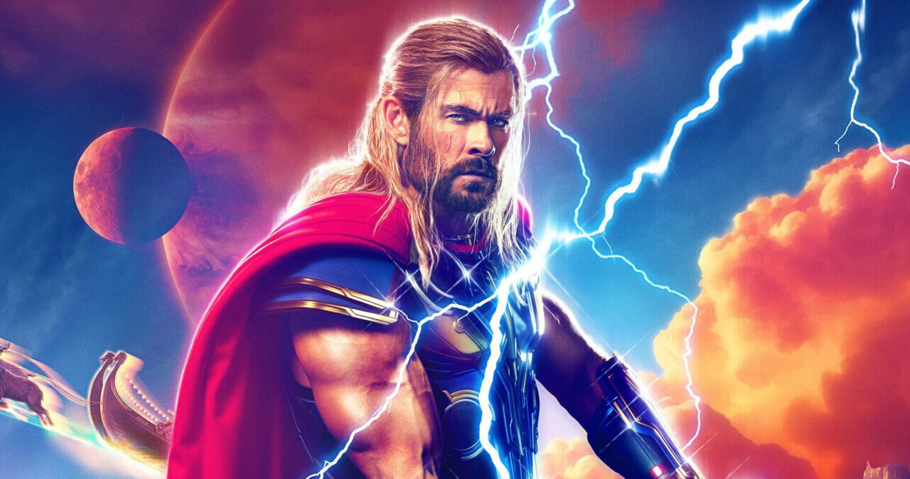 Chris Hemsworth na grafice promującej film "Thor: Miłość i grom" /Album Online/East News /East News