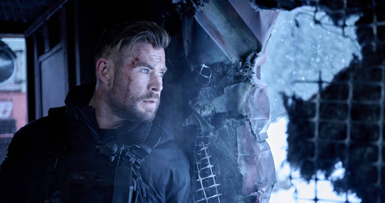 Chris Hemsworth na planie "Tyler Rake 2" /Jasin Boland/Netflix © 2023 /materiały prasowe