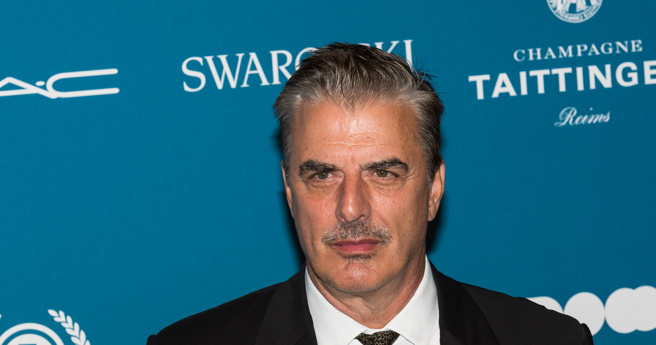 Chris Noth od tygodni znajduje się w centrum medialnego zainteresowania /Getty Images