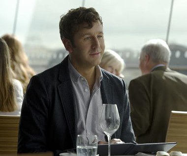 Chris O'Dowd w scenie z filmu "Thor: Mroczny świat"