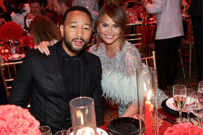 Chrissy Teigen i John Legend uczcili w wyjątkowy sposób swoje małżeństwo /Dimitrios Kambouris / Staff /Getty Images