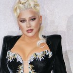 Christina Aguilera wystąpiła na scenie ze sztucznym penisem. Co to ma być?