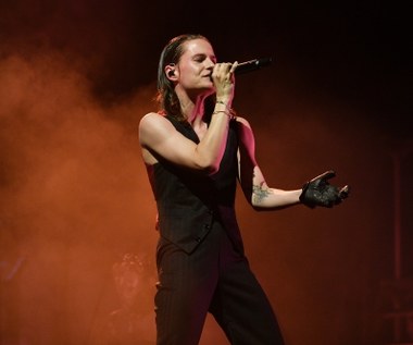 Christine and the Queens "Paranoia, Angels, True Love": Paranoiczna opera [RECENZJA]