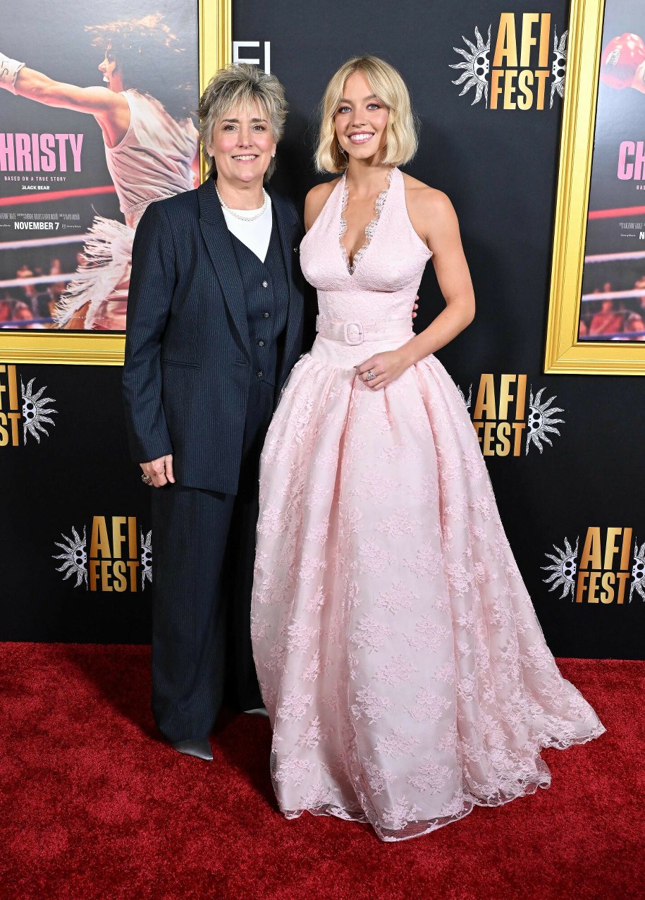 Christy Martin i Sydney Sweeney na premierze /East News