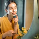 Chroń cerę zimą kremem okluzyjnym. Tak go nakładaj, a nie zapcha porów