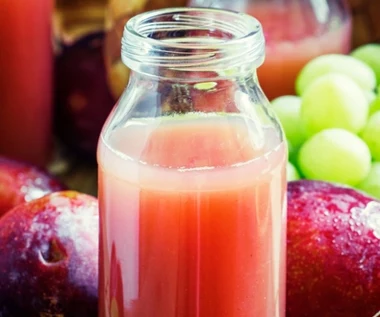 Chroni wątrobę i nerki, poprawia pracę jelit. Wielu uważa, że jest lepszy od jabłkowego