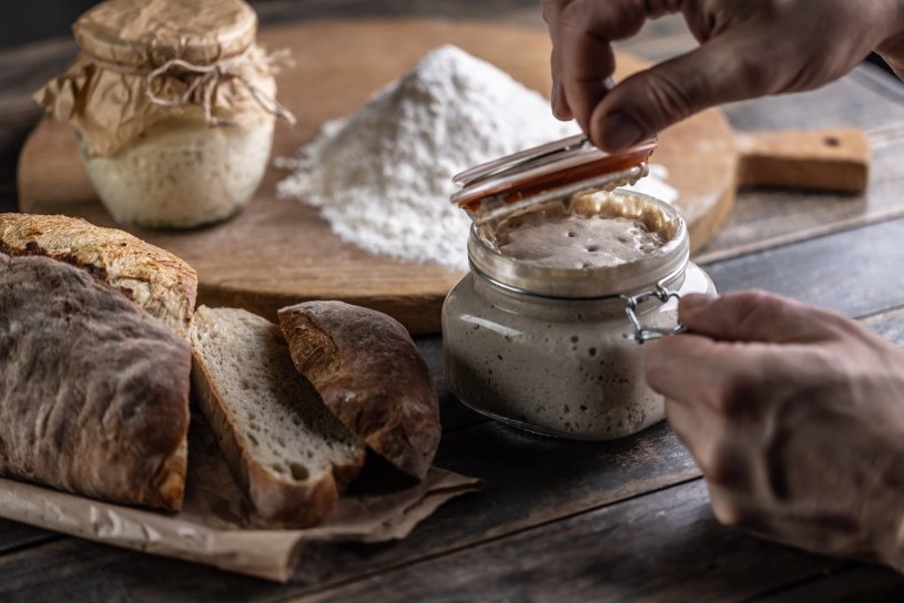Chrupiąca skórka, delikatne wnętrze. Zakwas, z którego chleb wyjdzie jak z najlepszej piekarni