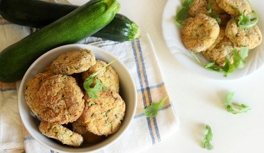 Chrupiące, aromatyczne i sycące. Przepis na pieczone kotlety nie tylko dla wegetarian