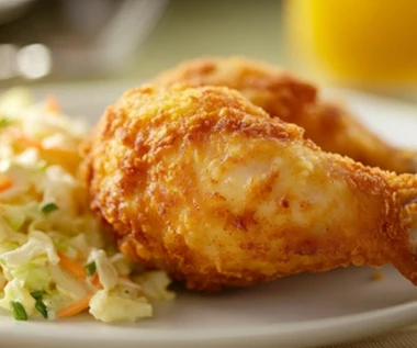 Chrupiące podudzia z kurczaka. Złocista panierka to sekret dobrego smaku