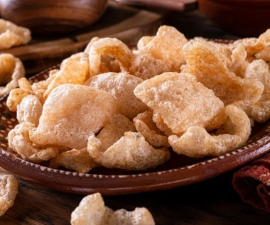 Chrupiący przysmak z Andaluzji. Możesz jeść z sosem, dodać do zupy lub sałatki