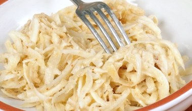 Chrupie aż miło, ma zestaw witamin na odporność. Wspiera też trawienie, oczyszcza organizm i dba o serce