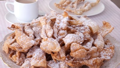 Chrust czy faworki? Oto, co naprawdę zjadasz w Tłusty Czwartek