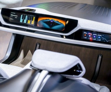 Chrysler Synthesis czyli kokpit przyszłości. Zobaczymy go w modelach Stellantis