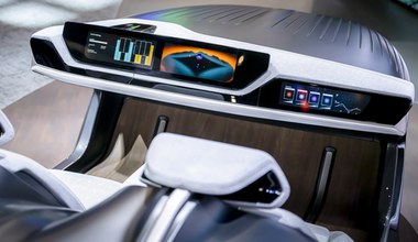 Chrysler Synthesis czyli kokpit przyszłości. Zobaczymy go w modelach Stellantis
