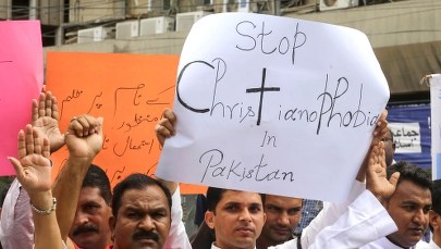 Chrześcijanie w Pakistanie zagrożeni. Zniszczone kościoły i zdewastowane domy