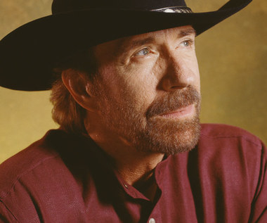 Chuck Norris: Legendarny "Strażnik Teksasu"! Widzowie uwielbiają go do dziś!