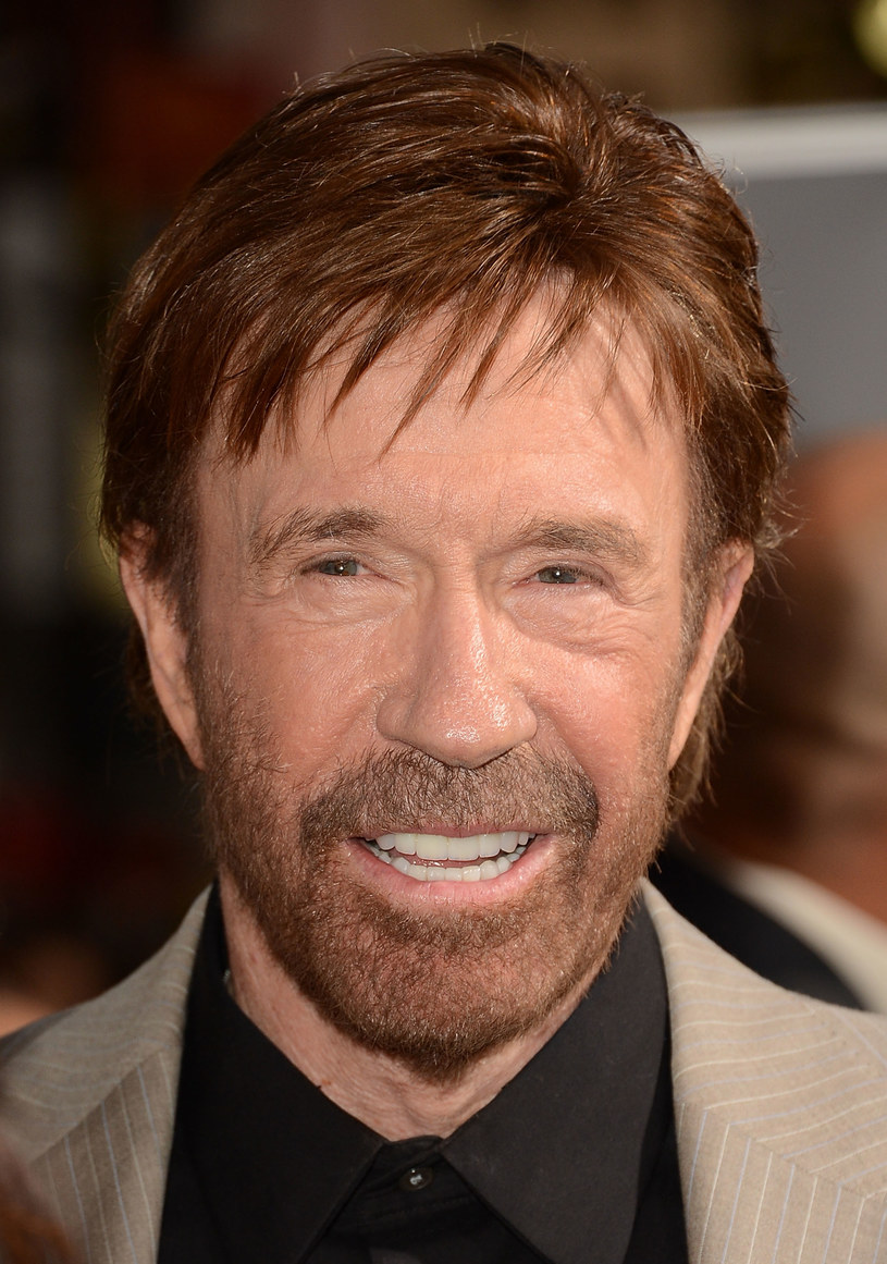 Chuck Norris niewiele się zmienił od czasów zakończenia zdjęć do "Strażnika Teksasu". /Jason Merritt /Getty Images