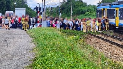 Chwile grozy na Śląsku. Ewakuowano pasażerów pociągu