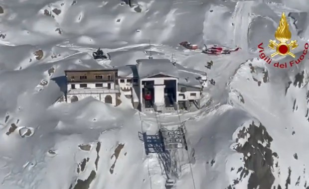 ​Chwile grozy w kolejce linowej. Ponad sto osób uwięzionych