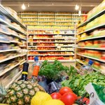 Chwyty marketingowe producentów żywności coraz częściej wprowadzają konsumentów w błąd. Zacznij czytać etykiety