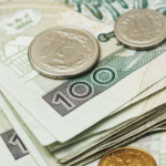 Ci Polacy mogą liczyć na dodatkowe pieniądze w lutym. Jesteś na liście?