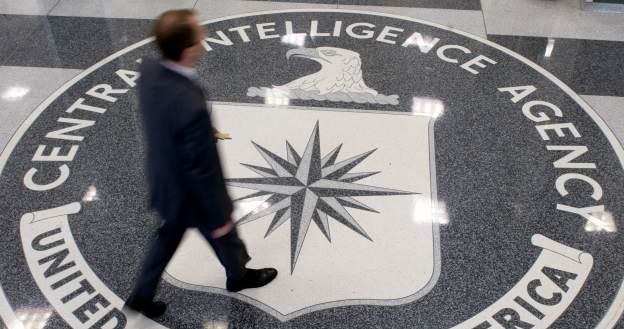 CIA śledzi aktywność internautów na całym świecie /AFP