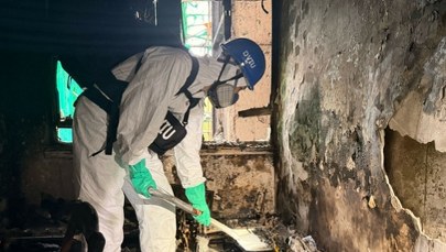 Ciała na klatkach i dachach. Przerażające zdjęcia z wnętrza "piekła"