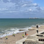 utonięcie Ciała trzech młodych kobiet dryfowały w morzu. Tragedia na plaży w Brighton
