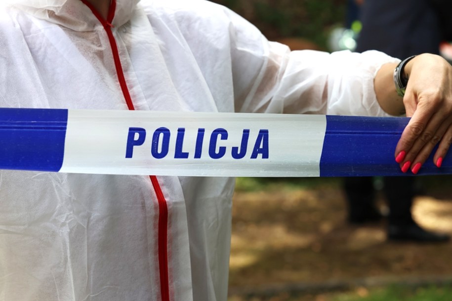 Ciało kobiety znaleziono w jej mieszkaniu, zdj. ilustracyjne /Shutterstock