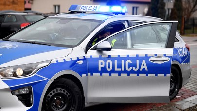 Ciało znalezione w bagażniku. Mężczyzna miał ranę postrzałową