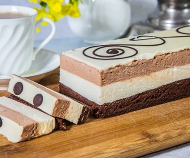 Ciasto Cappuccino jest lekkie jak chmurka. 3 warstwy musu rozpływają się w ustach
