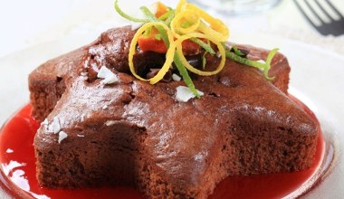 Ciasto czekoladowo-piernikowe. Najlepsza alternatywa dla tradycyjnych wypieków