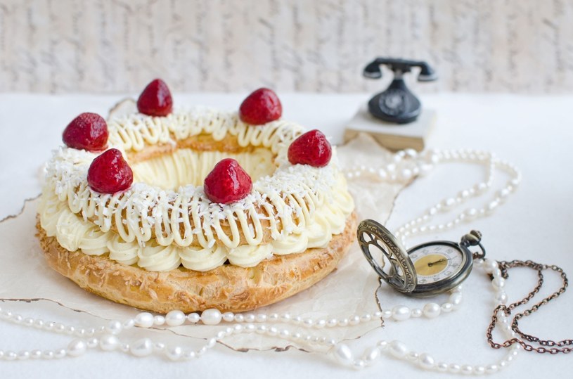 Ciasto z kawową nutą /123RF/PICSEL