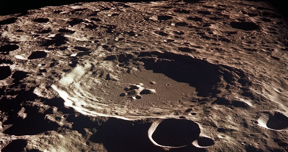 Ciemna strona Księżyca sfotografowana w trakcie misji Apollo 11. /NASA /materiał zewnętrzny