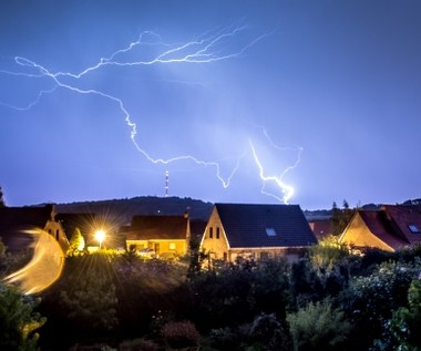 Ciepło i burze z gradem. IMGW ostrzega mieszkańców czterech województw