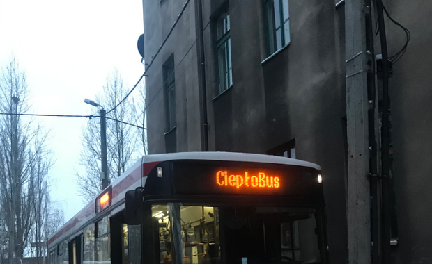 Ciepłobus dla bezdomnych wyjechał na ulice Sosnowca 