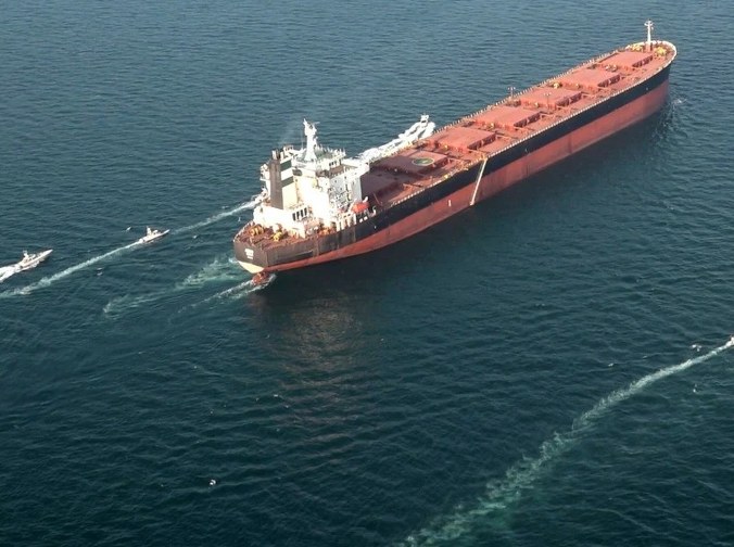 Cieśnina Ormuz ponownie zamknięta. Iran ogłasza