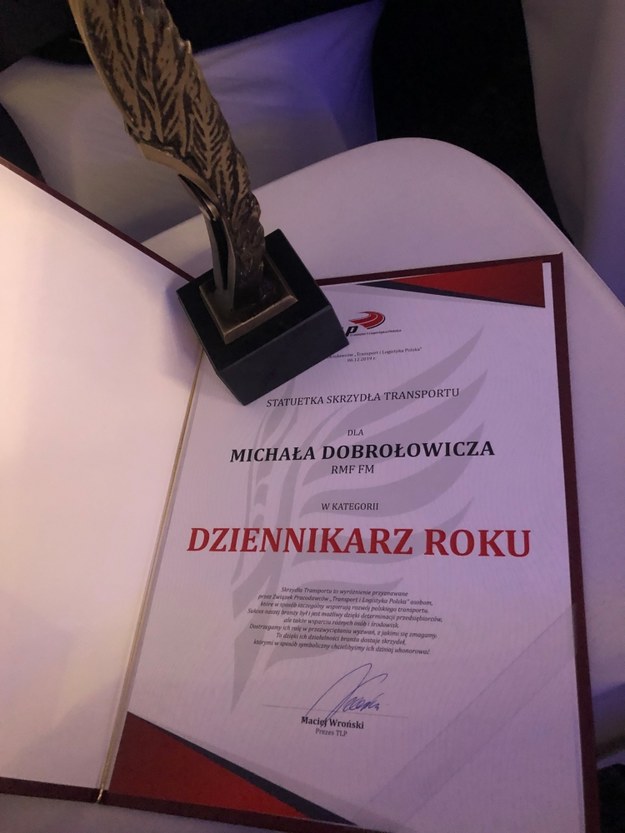 Cieszą nas takie Fakty! Dziennikarz RMF FM Michał Dobrołowicz otrzymał nagrodę Skrzydła Transportu /Michał Dobrołowcz /RMF FM