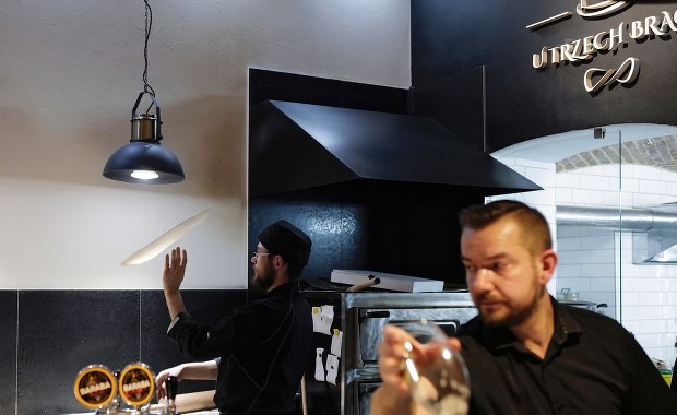 Cieszyńska restauracja otworzyła się mimo obostrzeń. Sanepid wciąż nie podjął decyzji