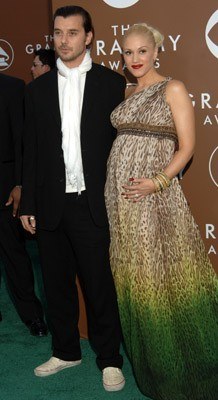 Ciężarna Gwen stefani z mężem Gavinem Rossdalem /arch. AFP