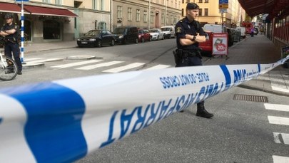 Ciężarówka staranowała taksówkę w Sztokholmie. Sprawca uciekł
