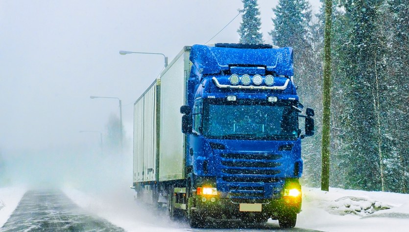 Ciężarówki tędy nie przejadą. Przejście pozostaje zamknięte