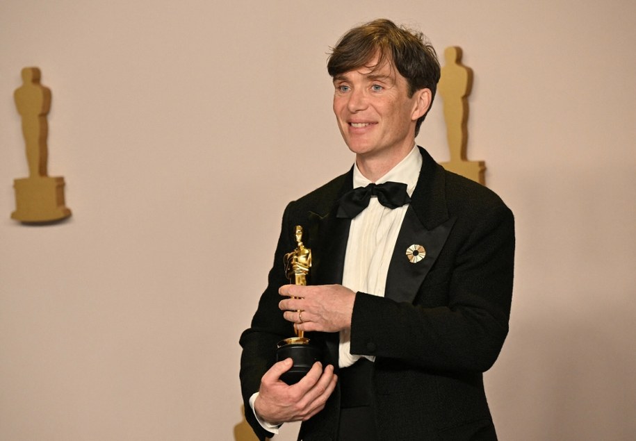 Cillian Murphy z Oscarem za rolę w "Oppenheimerze" / Robyn BECK / AFP /East News